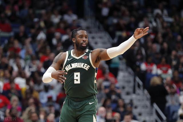 国王与马刺交易 搭次轮+现金送走场均7分侧翼